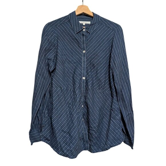 Foxcroft Womens Blue Pinstripe Button-Down Shirt Size 10 Long Sleeve - Picture 1 of 8